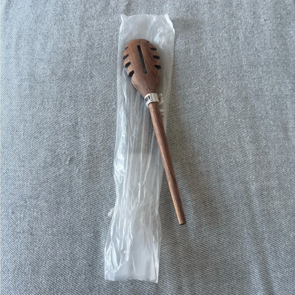 Williams Sonoma Dark Wood Pasta Server